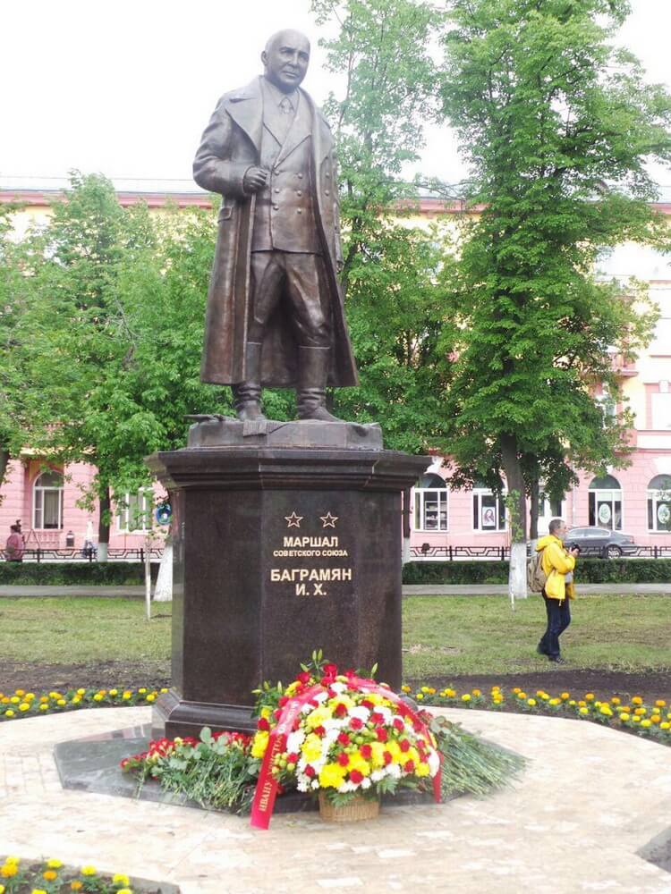 Сквер танкистов в прошлом